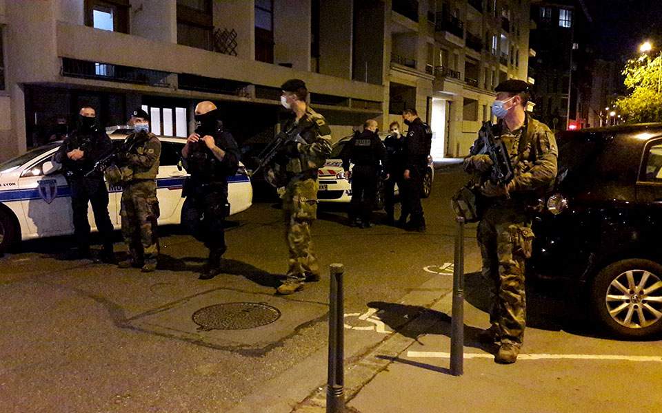Lyon man questioned by police over Greek priest shooting | News |  ekathimerini.com