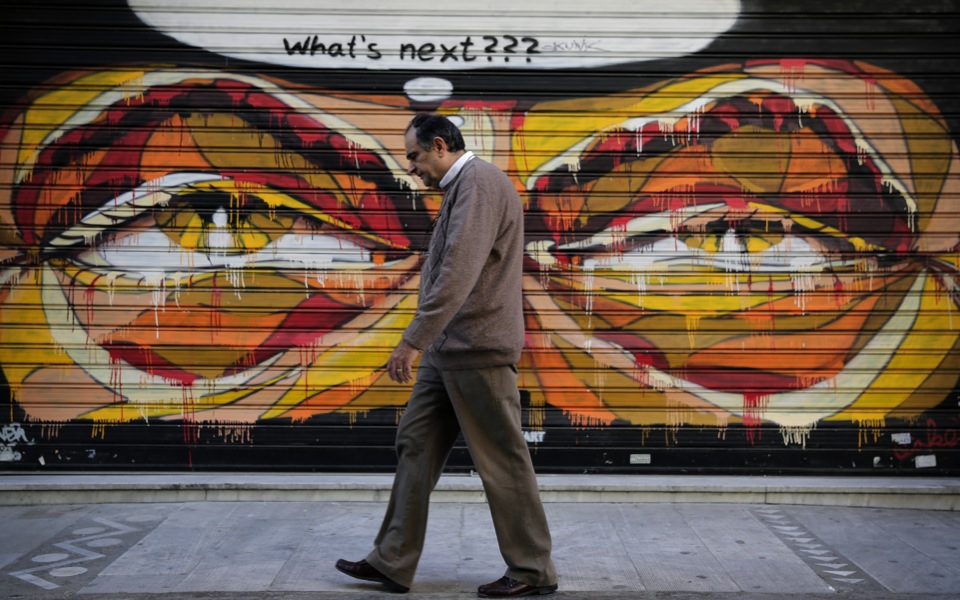 Graffiti artists tackle Greece’s financial crisis
