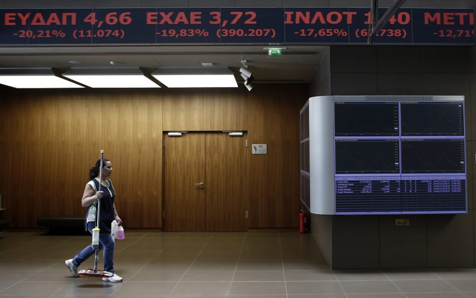 Greek senior bank bonds plunge on Dijsselbloem bail-in comments