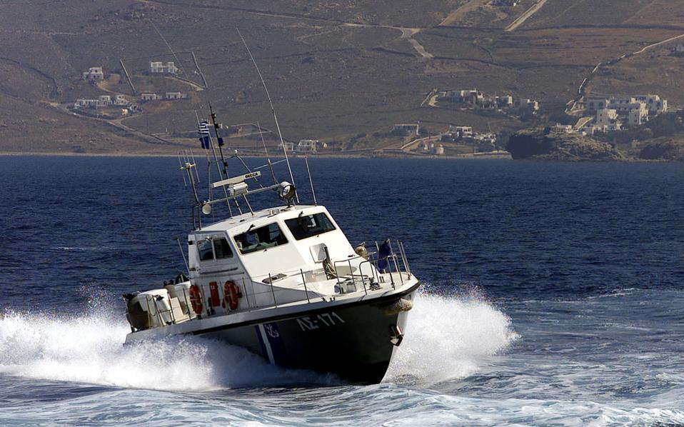 Cargo ship sailors who fell into Aegean swam to safety