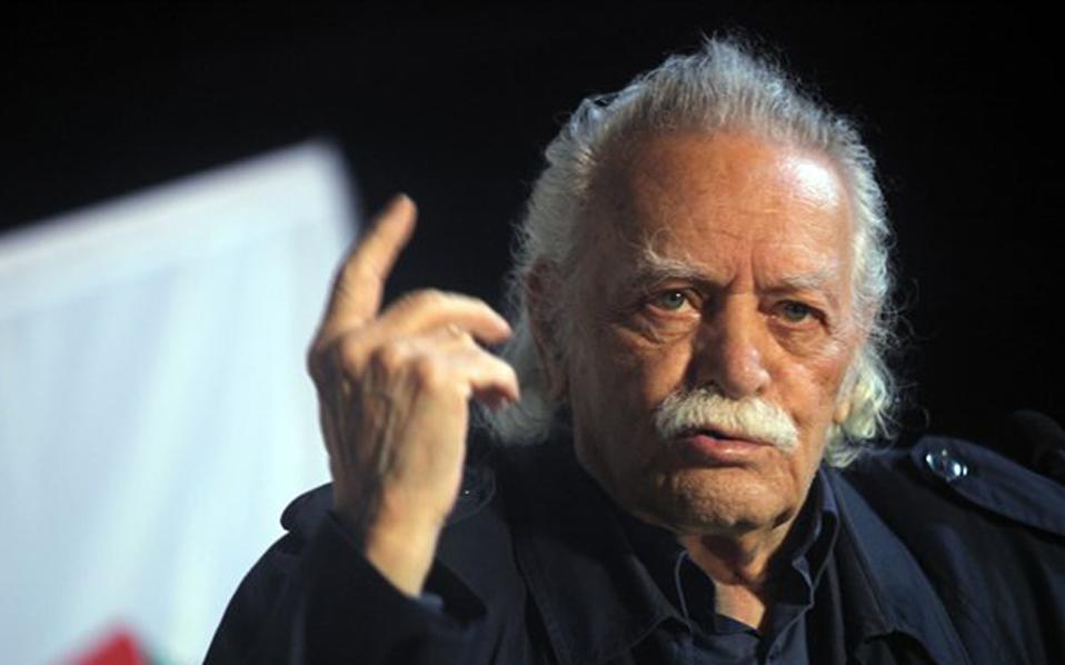 Leftist veteran Glezos appeals to SYRIZA leadership to ‘come to senses’