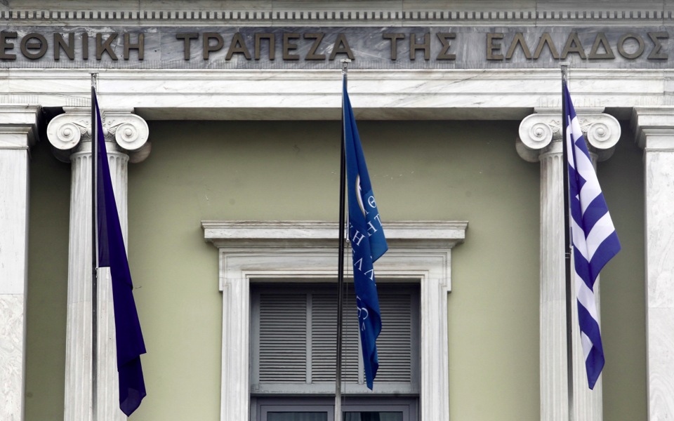 NBG outperforms as Greek bourse edges up