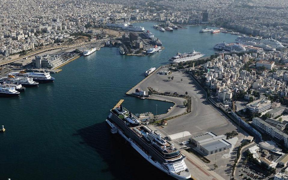 Piraeus Port Authority facing problems due to tax woes