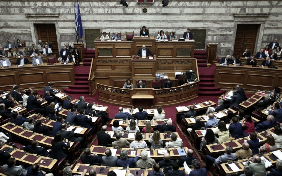Greek parliament to vote on bailout deal Thursday