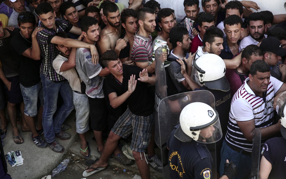 Ship, more police being sent to Kos to assist refugees