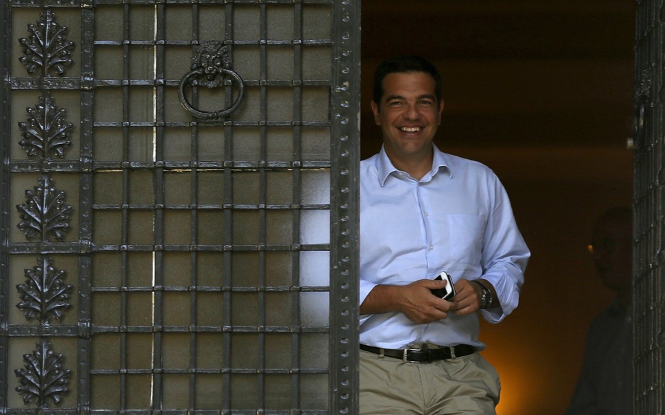 Tsipras to resign, paving way for snap elections