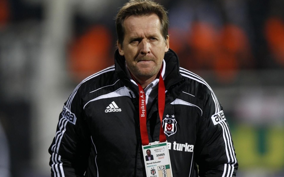 Greece still without a coach after Schuster deal collapses