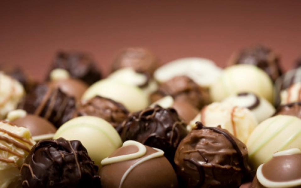 EFET orders withdrawal of Belgian chocolates sold at Athens airport