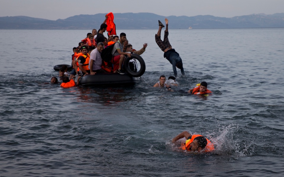 Refugee landings in Lesvos ease as storm approaches and deaths mount