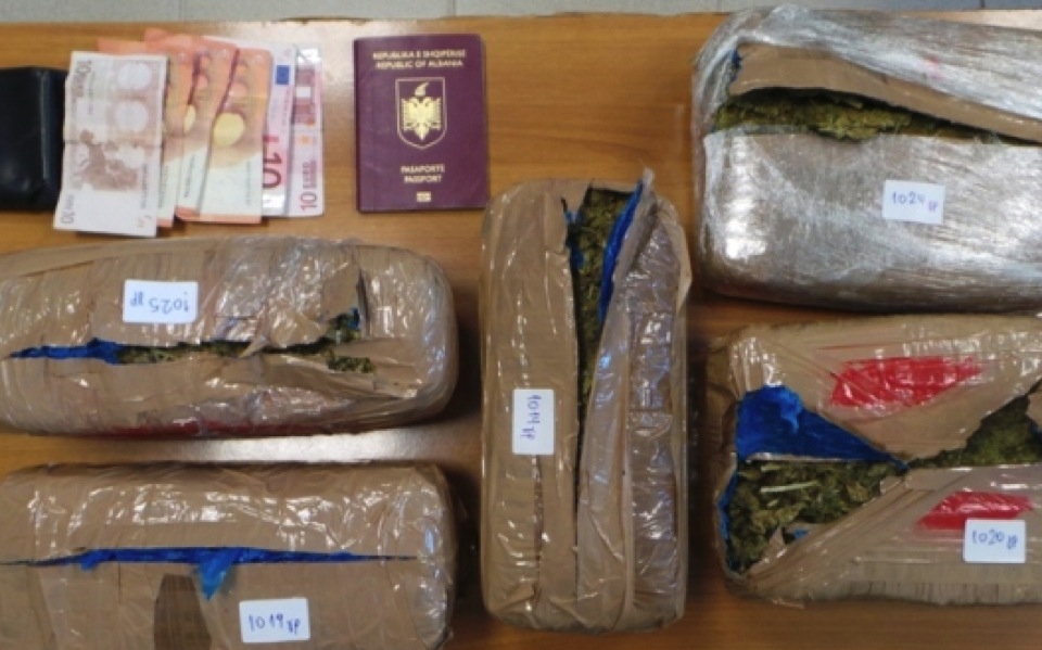 Man arrested in Crete as part of nationwide crackdown on drugs