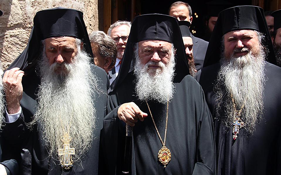 Holy Synod hits back at Christodoulakis