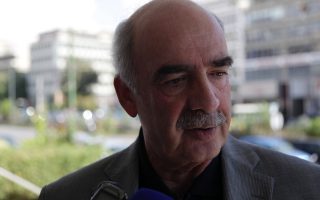 Meimarakis set to announce candidacy for ND leadership
