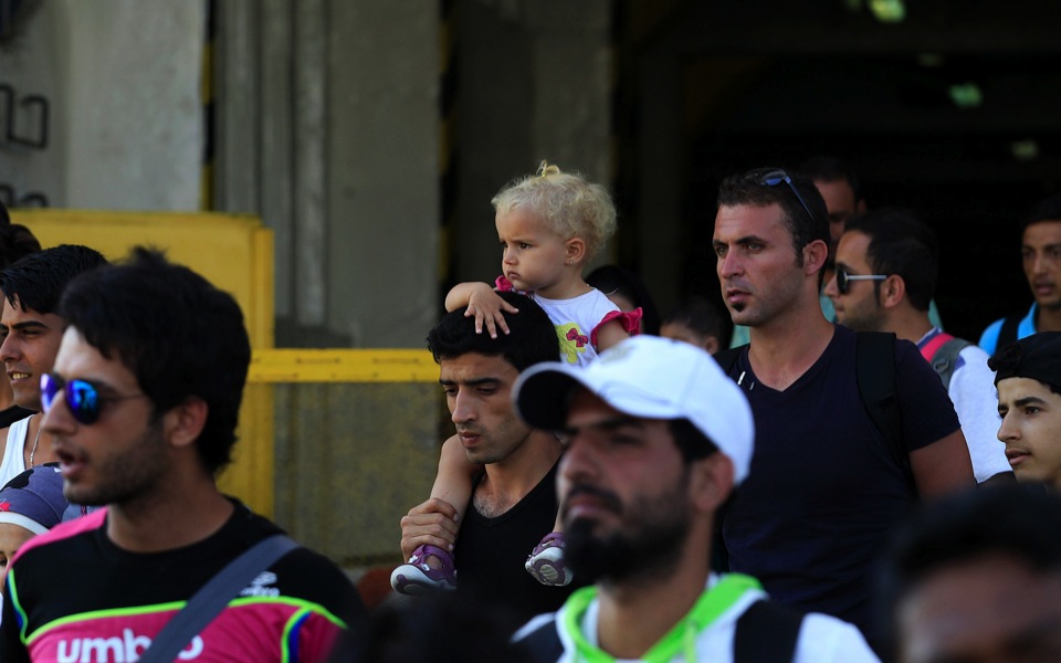 Refugees attacked by ‘thugs’ on Greece’s Kos, says Amnesty International