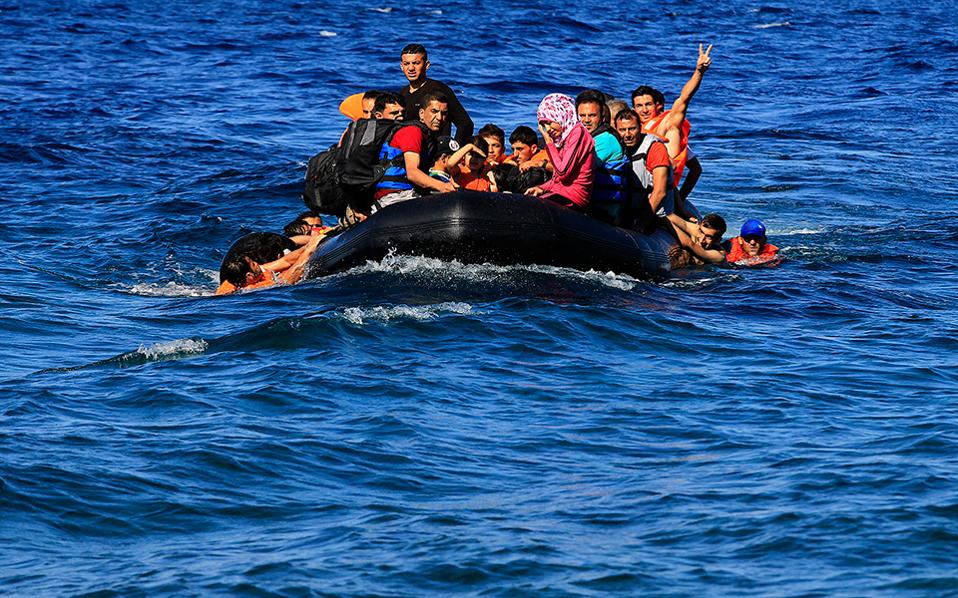 Ten refugees drown off Farmakonisi, dozens rescued