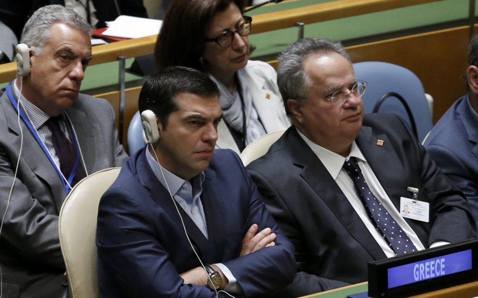 Tsipras broaches issue of debt at UN