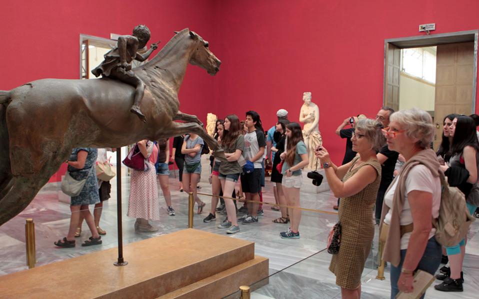 Five large Greek museums to be given independent status
