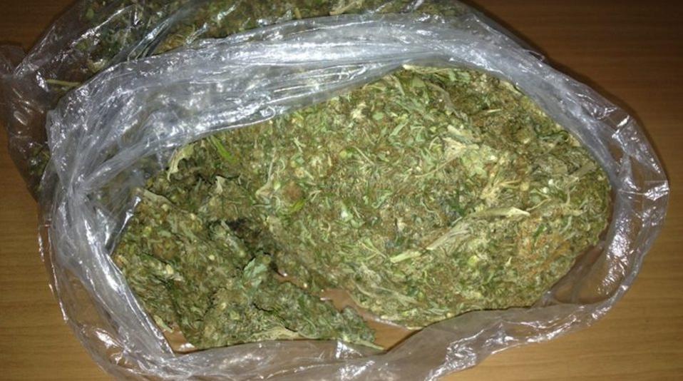Dope-dealing brothers busted in Kilkis