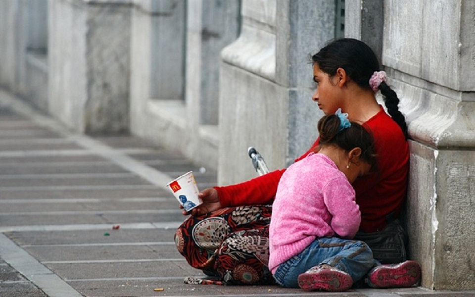Children hardest hit by Europe’s economic crisis, Greece at bottom, study finds