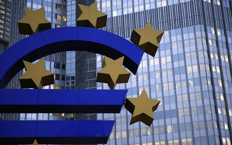 ECB survey shows bank sector on mend