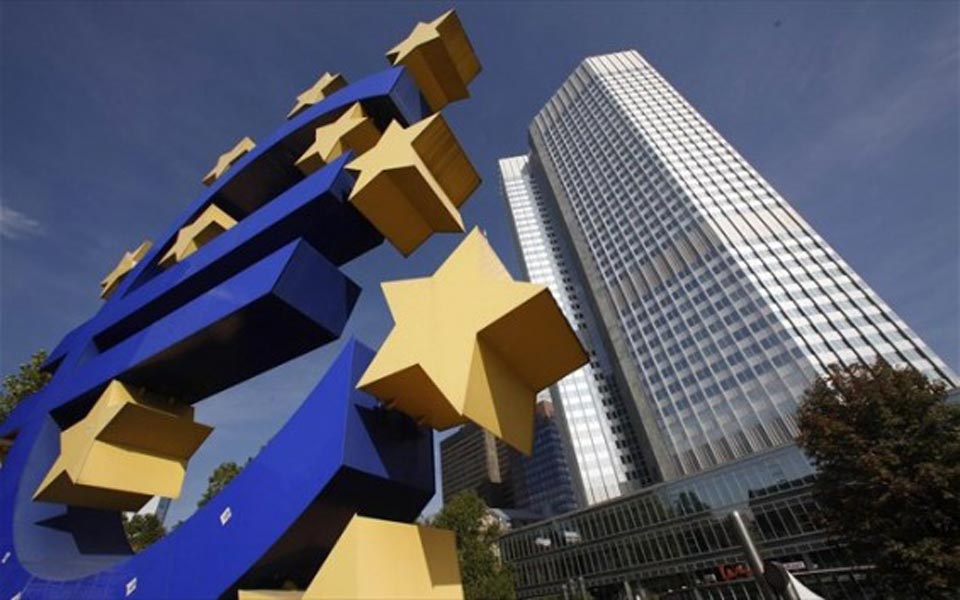 ECB funding to Greek banks down 1.6 bln in Sept