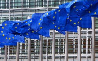 EU Parliament backs urgent frontloading of 35 billion euros for Greece