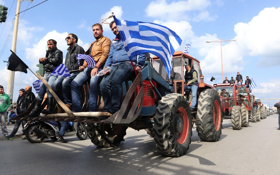 Farmers stage rallies in different parts of Peloponnese