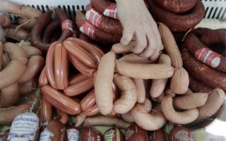 Processed meat can cause cancer, red meat probably can, says WHO