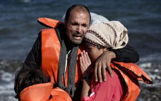 Greece raises death toll to 8 from capsized boat