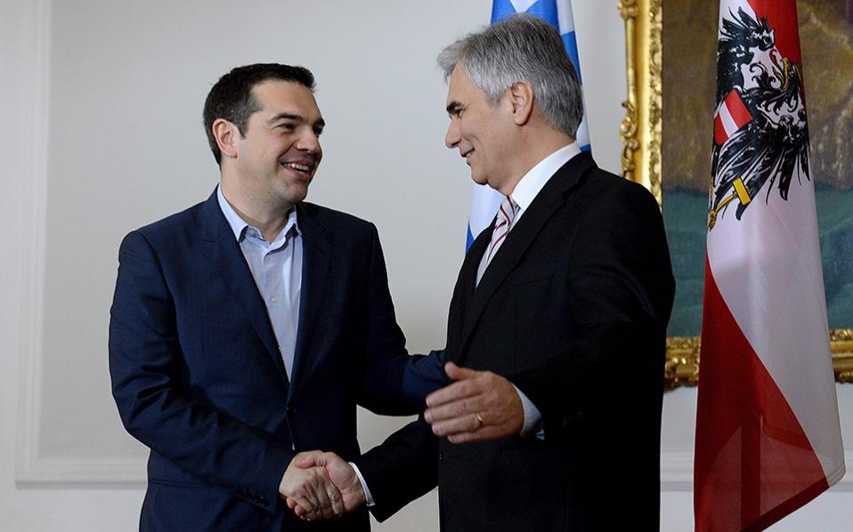 Greek, Austrian leaders to visit Lesvos over refugee crisis