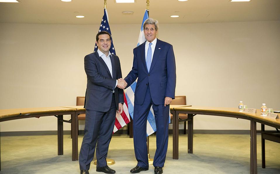 Tsipras and Kerry discuss energy, refugee crisis
