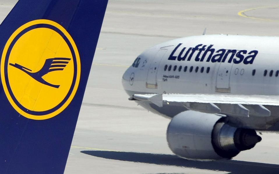 Lufthansa seeing surging demand for flights to Greek and Balearic islands, Italy