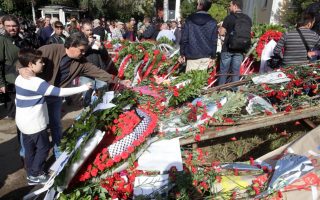 Government officials heckled at Polytechnic wreath-laying