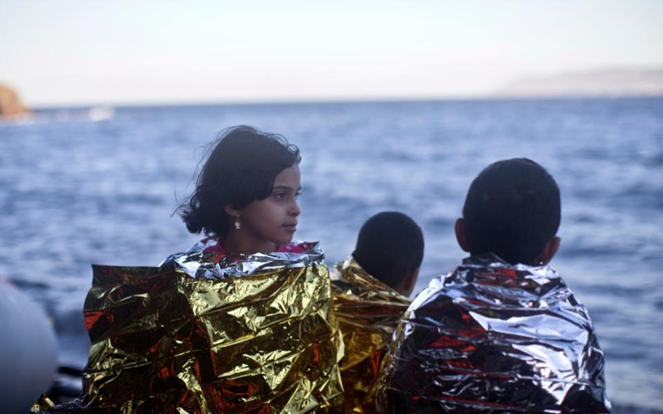 UNHCR urges states not to demonize refugees over Paris attacks