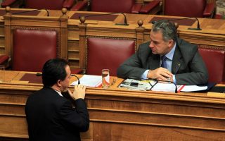 ND MP Voridis backs Tzitzikostas in party race, angering peer Georgiadis
