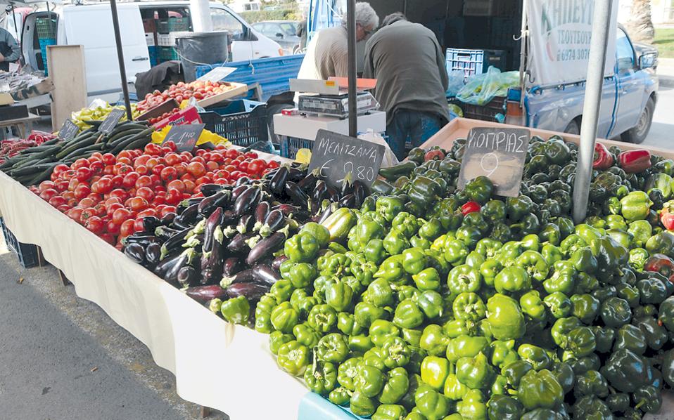 Sellers at farmers’ markets go on strike