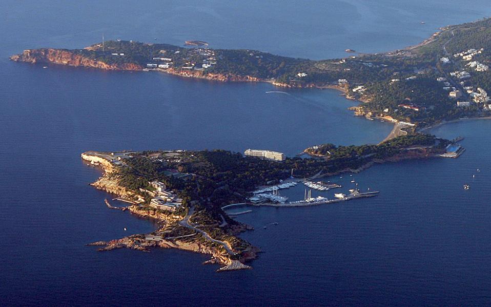 Greece, Arab-Turkish fund sign 400 mln euro deal on luxury resort