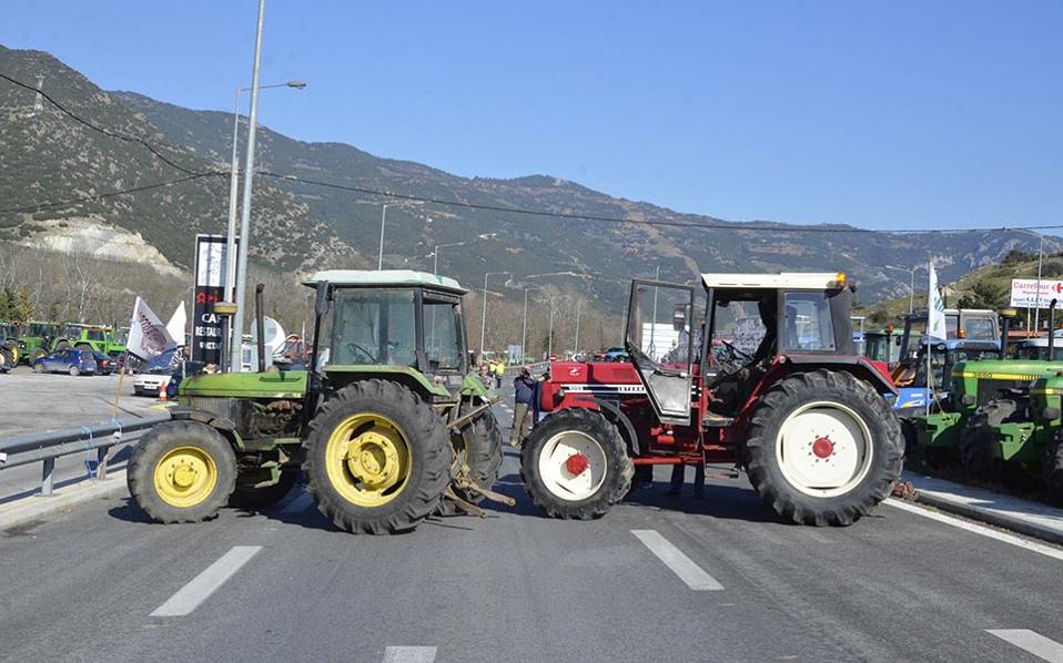 Farmers set up Attica road block as minister hints at little prospect for pension concessions
