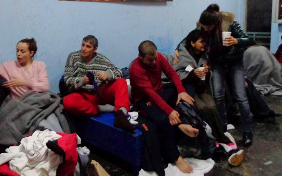 Talks held on return of migrants amid Aegean tragedies