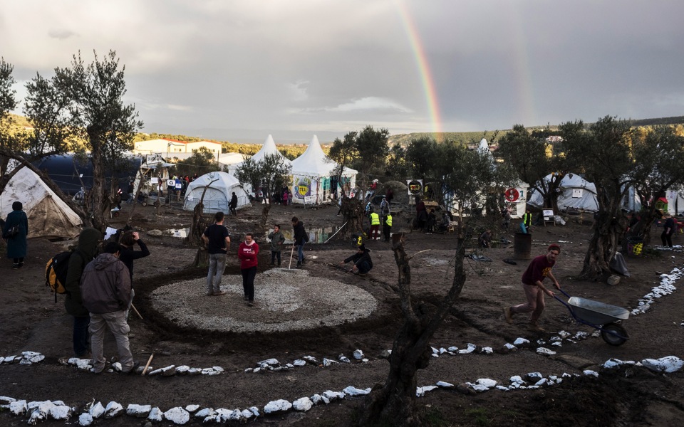 Lesvos refugee effort picking up as relief machine kicks into gear