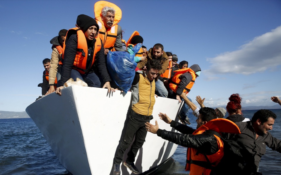 Nine bodies of refugees, migrants found off Turkish coast, officials say