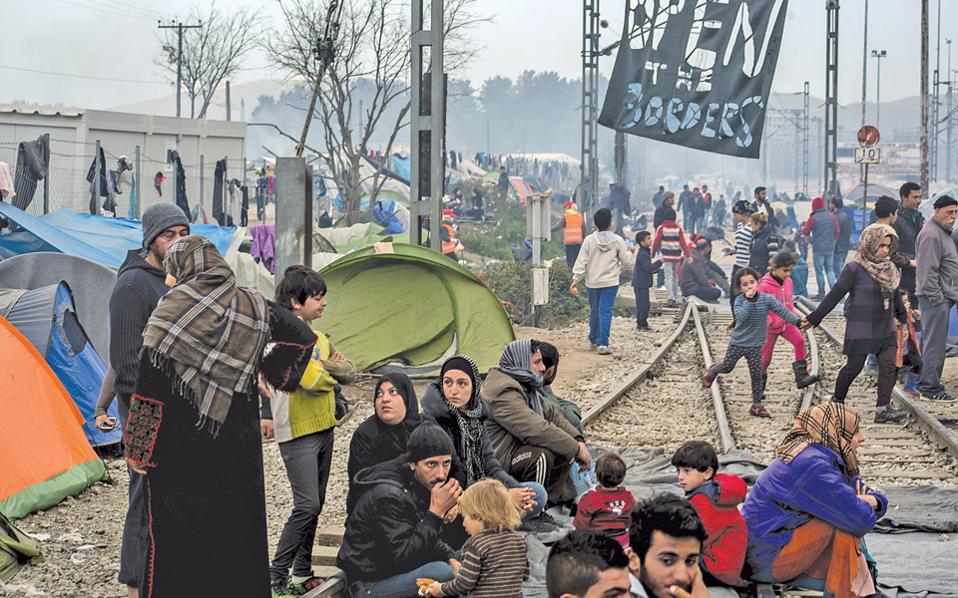 Fifteen questioned as part of tighter policing of Idomeni refugee camp
