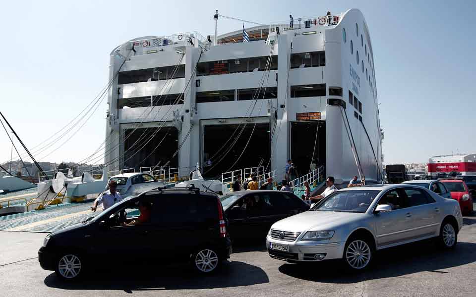 Bookings for auto rentals in April-May down 20 percent year-on-year