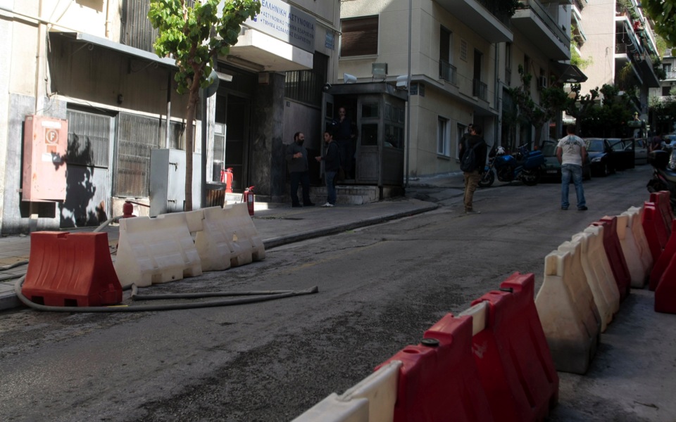 Anarchist group claims attack on downtown Athens precinct