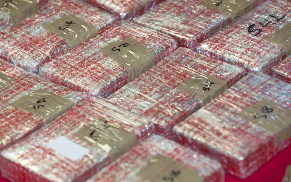 Anti-narcotics unit confiscates 13 kilos of heroin