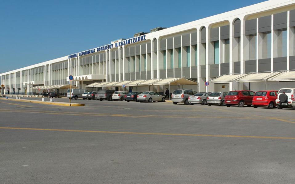 Two arrested with forged travel documents at Crete airport