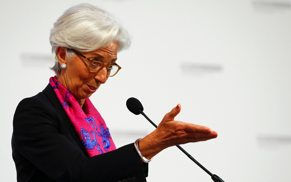 ESM approves funding, Lagarde raises doubts about debt relief