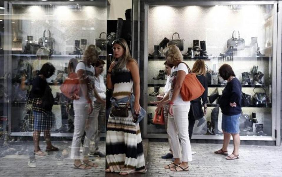 Greek consumer prices fall 0.2 percent year-on-year in May, deflation slows