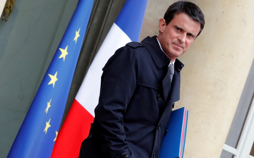 French PM Valls expresses interest in investments