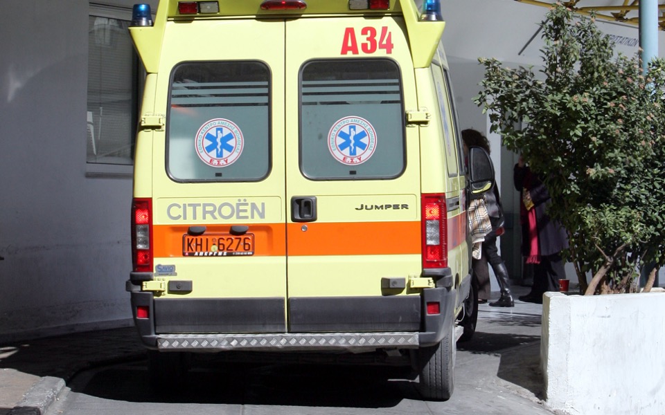 At least 11 injured in Agrinio mini-bus crash