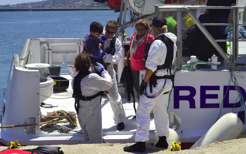 Migrants taken to safety on Lesvos